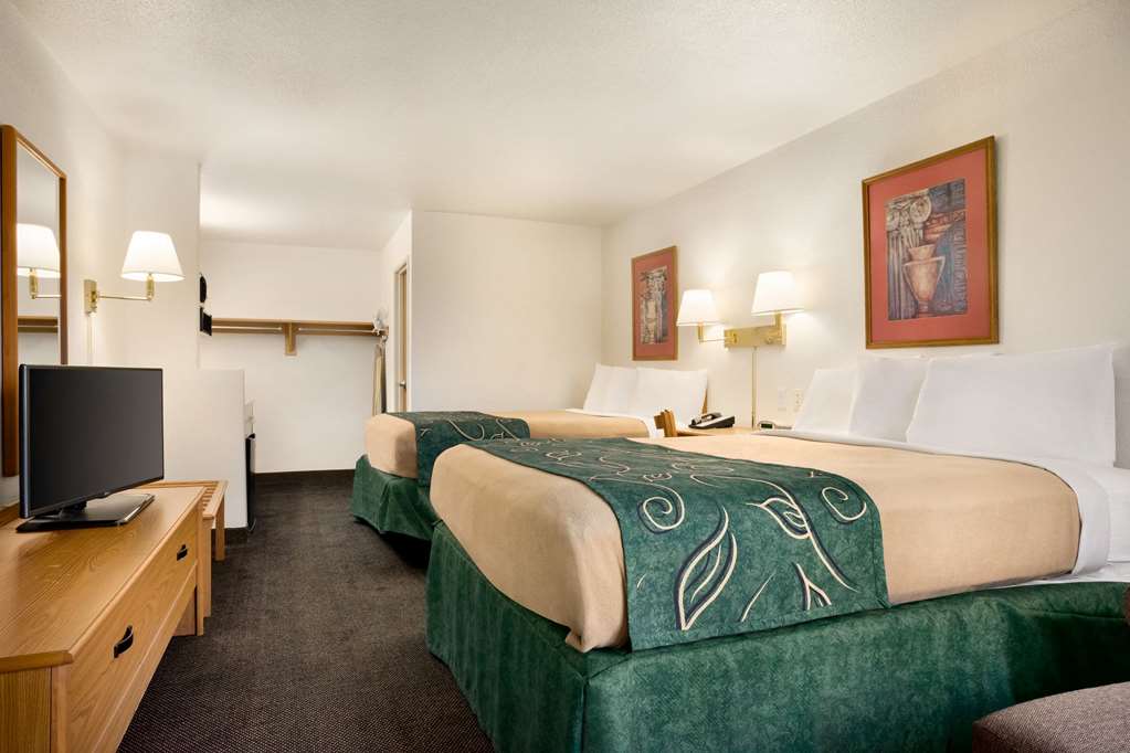 Travelodge by Wyndham Cheyenne - photo 10