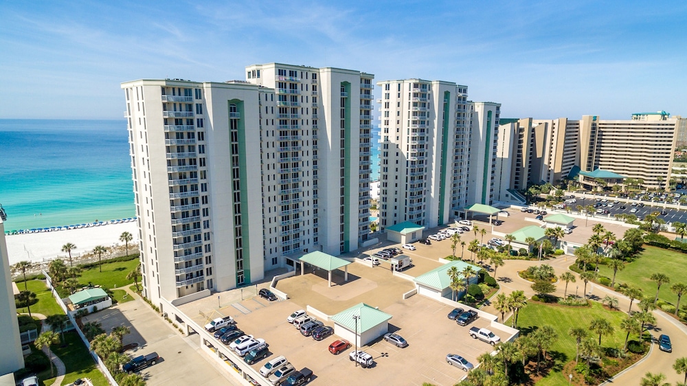 Silver Beach Towers 1905E is a Gulf Front 3 BR Penthouse Free Beach Service by RedAwning - photo 72