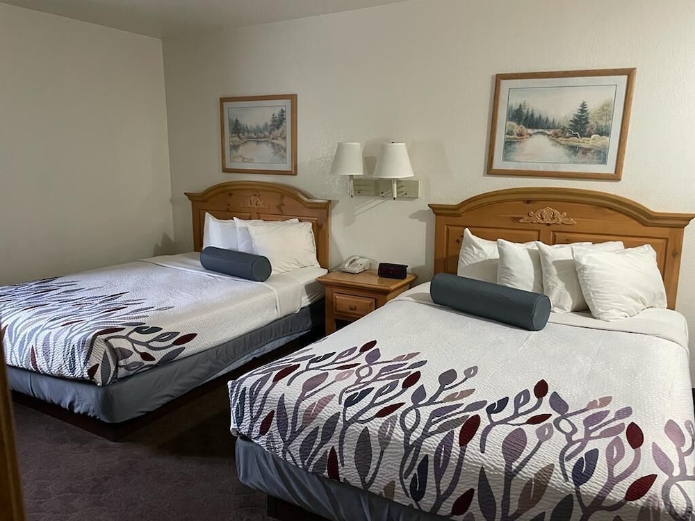 Royal Inn Keystone - photo 13