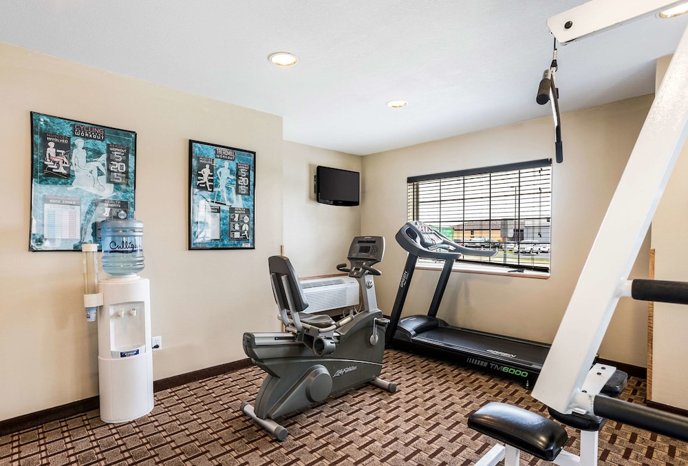MainStay Suites Cedar Rapids North Marion - photo 44