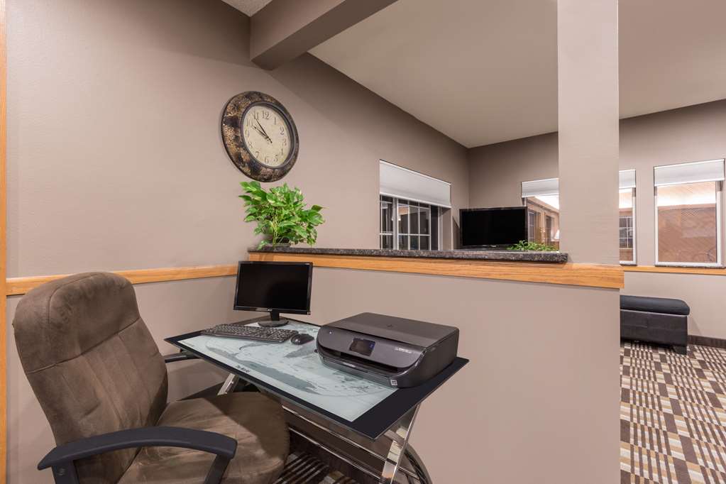 Super 8 by Wyndham Carroll East - photo 16