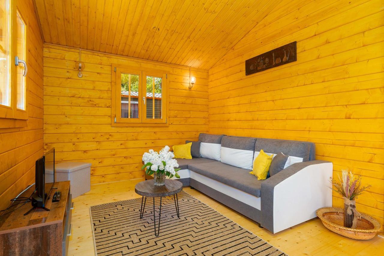 Srub Slovenice - carbon neutral hotel in Unknown City