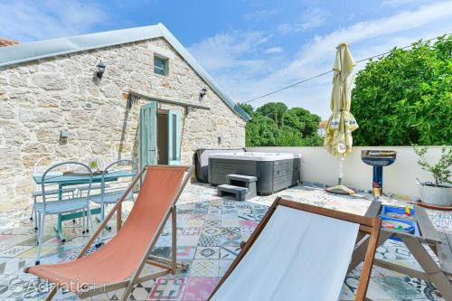 Mašica in Pakostane, Croatia