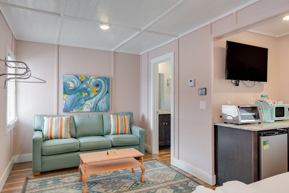 See Sea Motel - photo 24