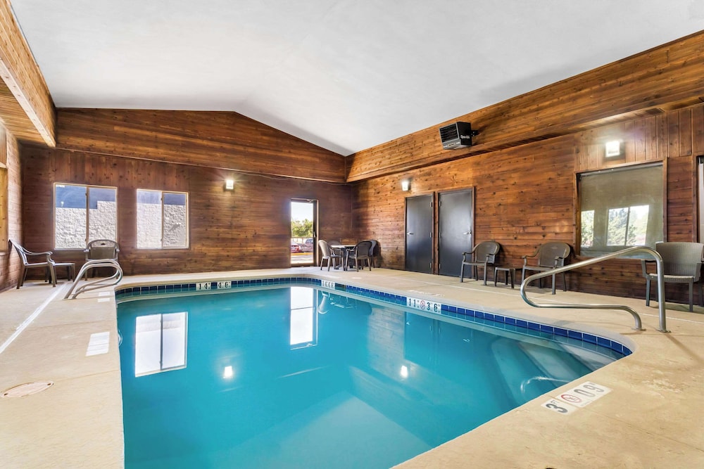 Comfort Inn & Suites Greeley - photo 38