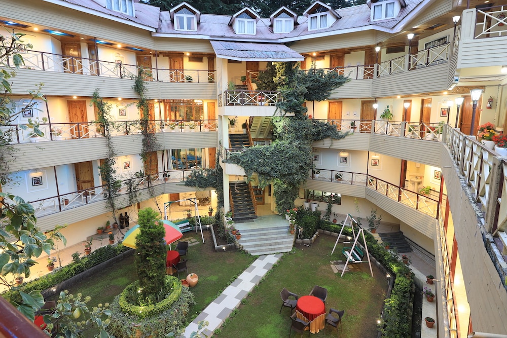 Snow Valley Resorts & Spa Manali — 4-Star Luxury Hotel in Manali, India