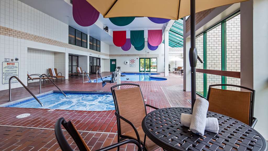 Best Western East Towne Suites - photo 29