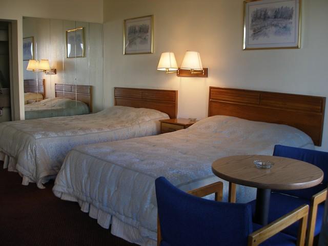 Scottish Inn - photo 6