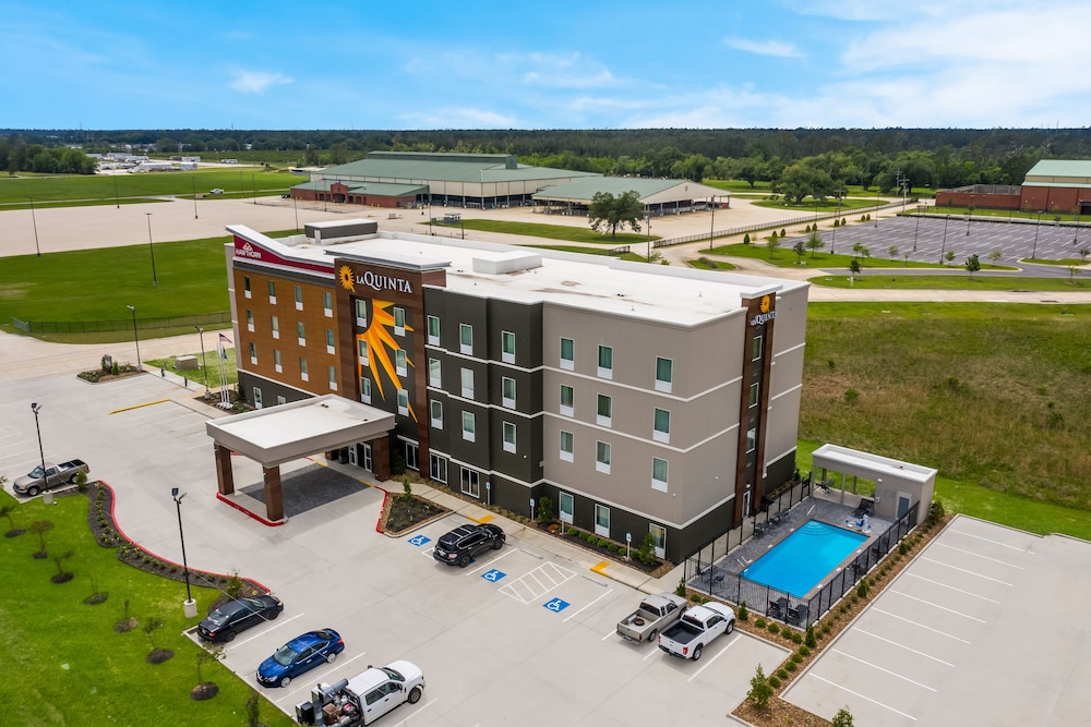 La Quinta Inn & Suites by Wyndham Sulphur in Sulphur, United States