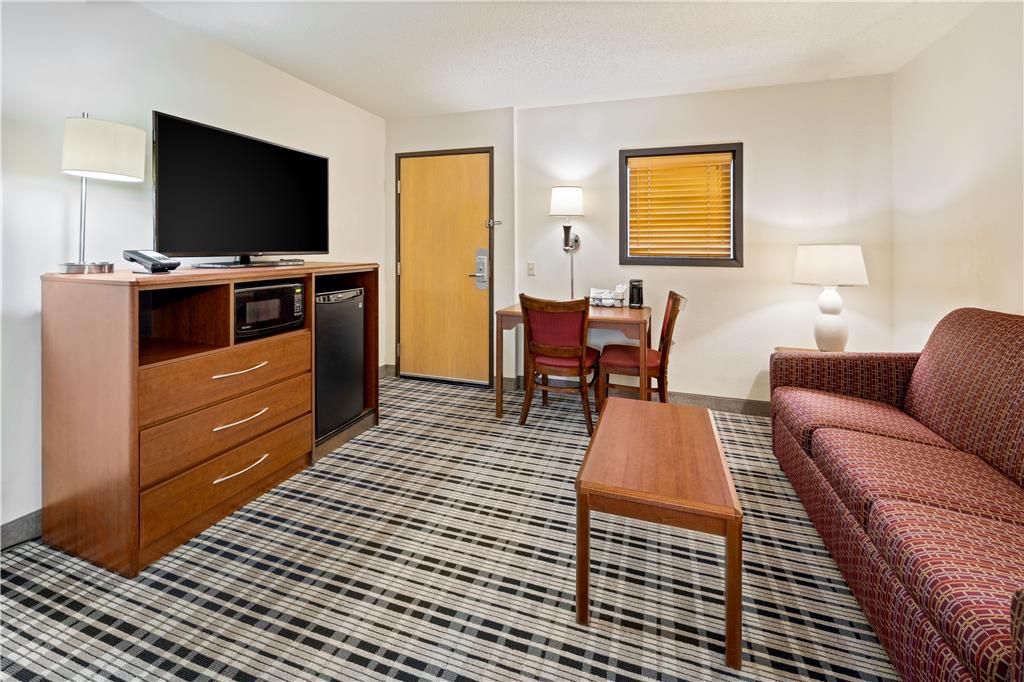 AmericInn by Wyndham Dickinson - photo 25