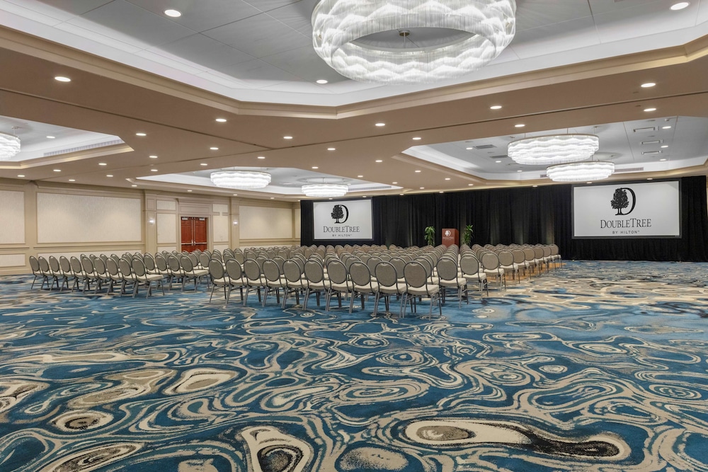 DoubleTree by Hilton Burlington Vermont - photo 42