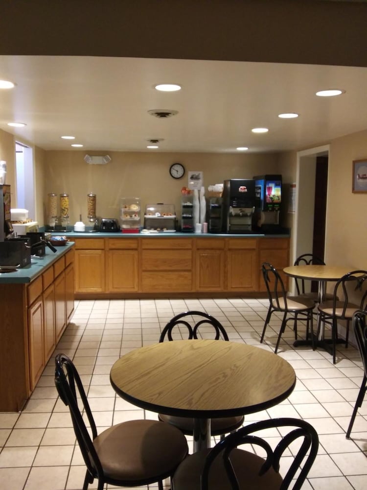 Best Way Inn Madison - photo 34