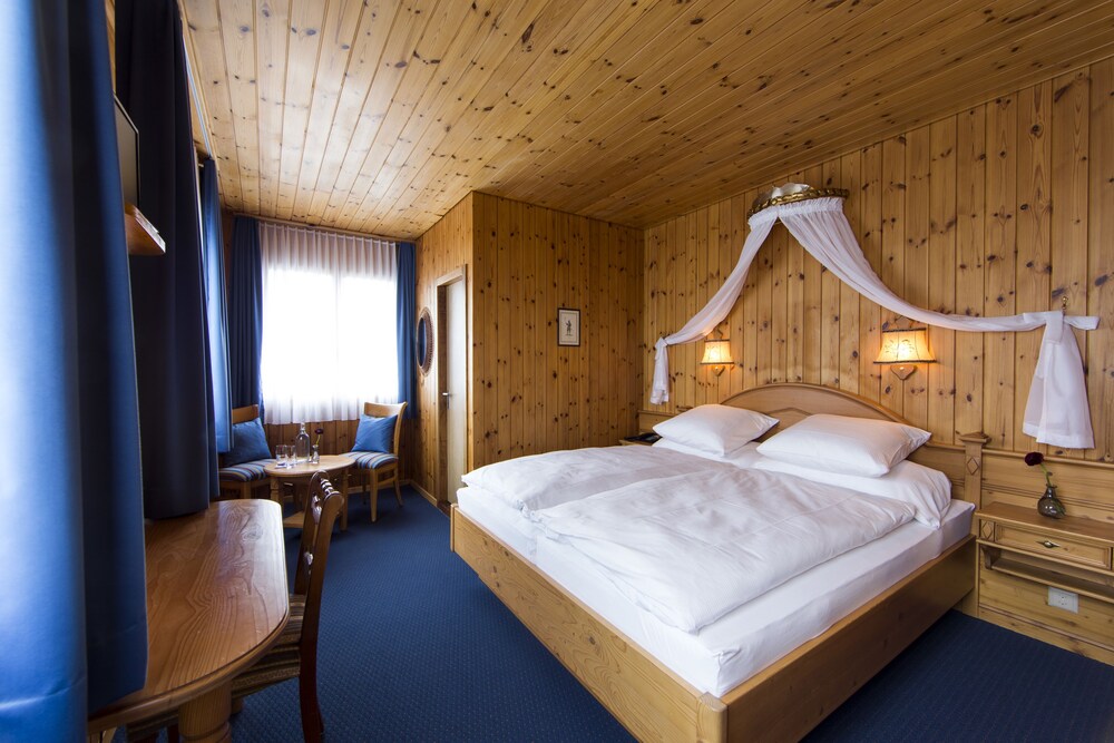 Komplettes Hotel Mit 10 Zimmern — Bad Ragaz — photo 4
