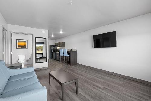 Riverstone Suites Chippewa Falls - photo 46