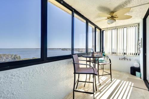Resort Style Penthouse with Patio in Hudson - photo 11