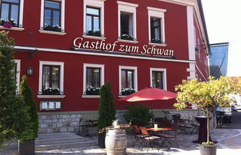 Gasthof zum Schwan pet-friendly hotel Kurnach