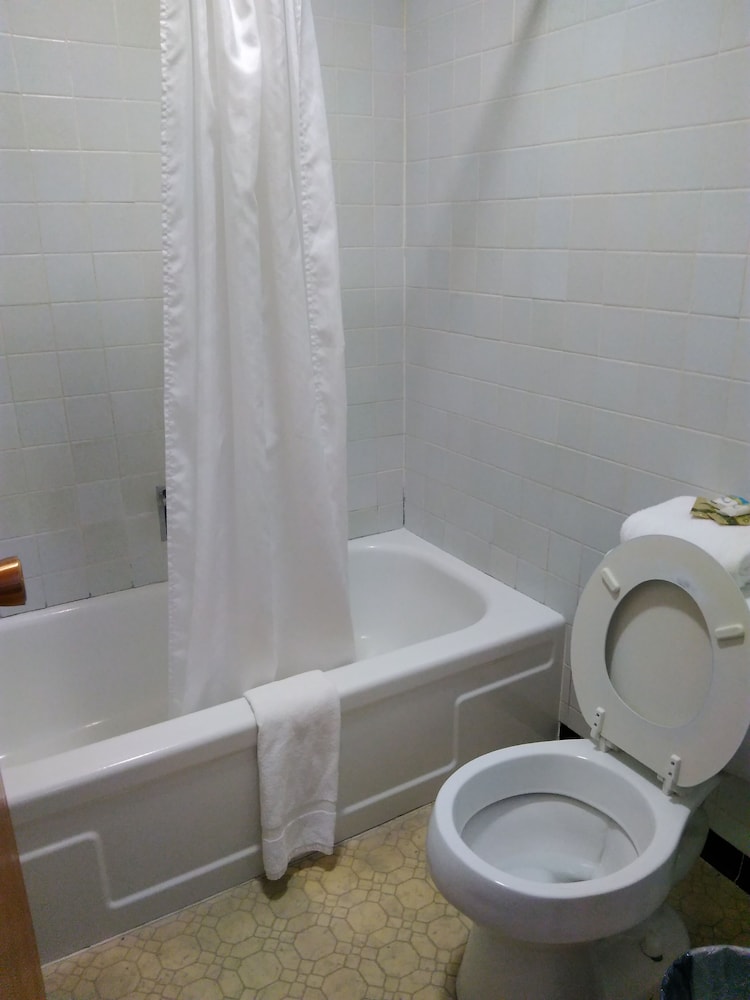 The Butte Motel - photo 21