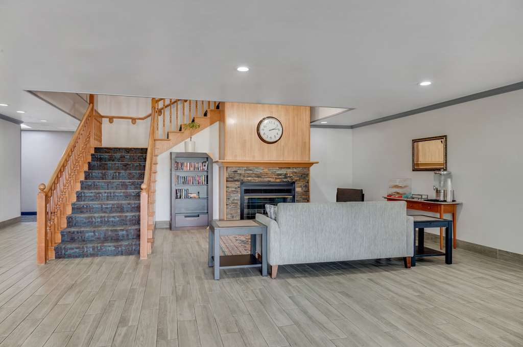 Country Inn & Suites by Radisson Grand Rapids Airport MI - photo 9