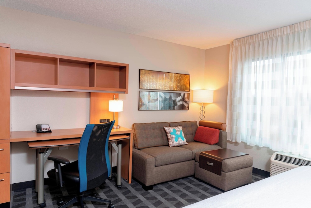 TownePlace Suites Fort Wayne North - photo 3