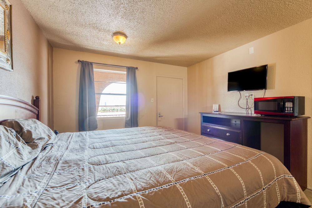 Hotel Las Cruces I 10 West - photo 7