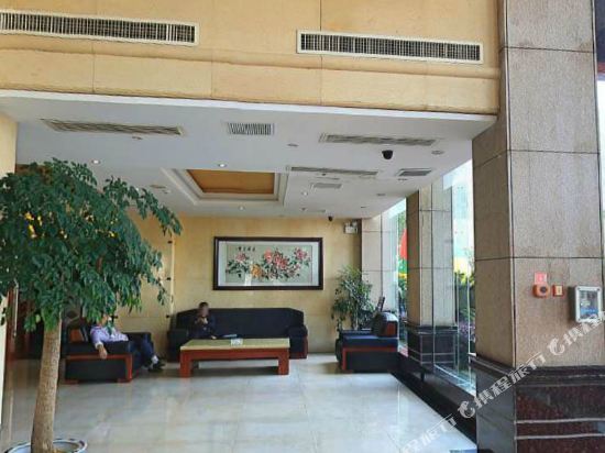 Lianhua Hotel — hotel in Shunling