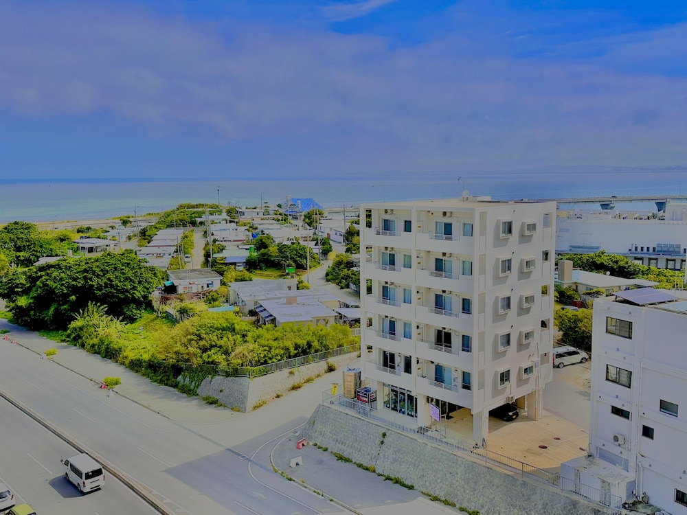 Vent du Vent - carbon neutral hotel in Urasoe