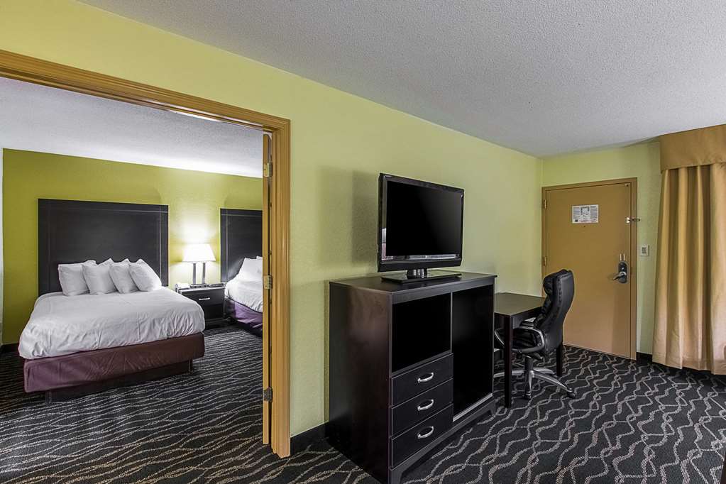 Clarion Inn Columbia Airport - photo 33