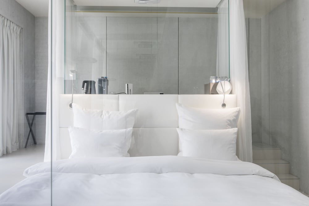 The Grove Design Hotel