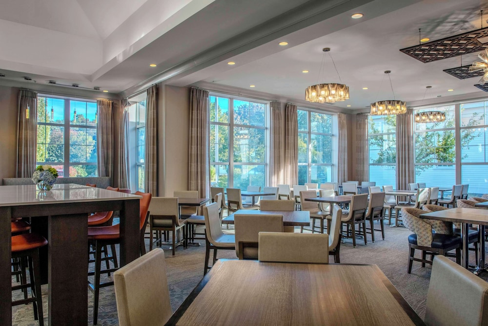 Hilton Garden Inn Freeport Downtown - photo 36