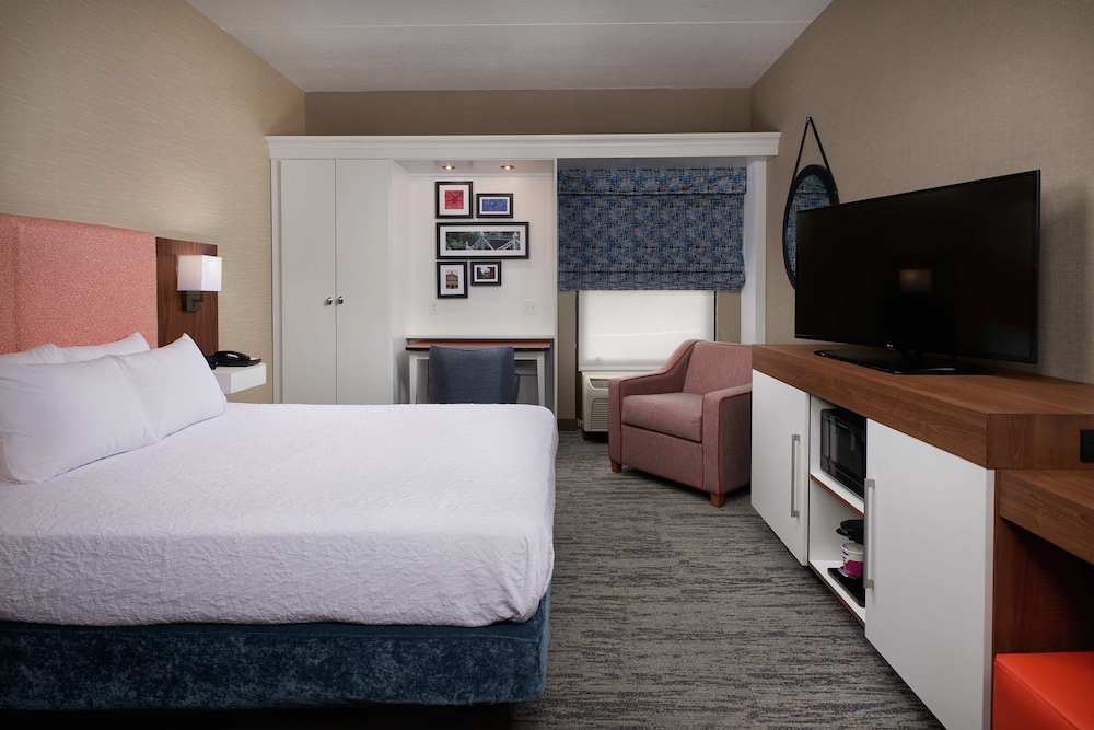 Hampton Inn by Hilton Youngstown West I 80