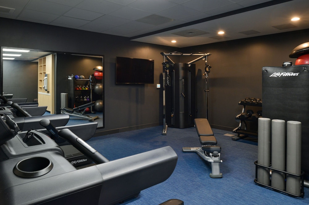 TownePlace Suites by Marriott Asheville Downtown - photo 27