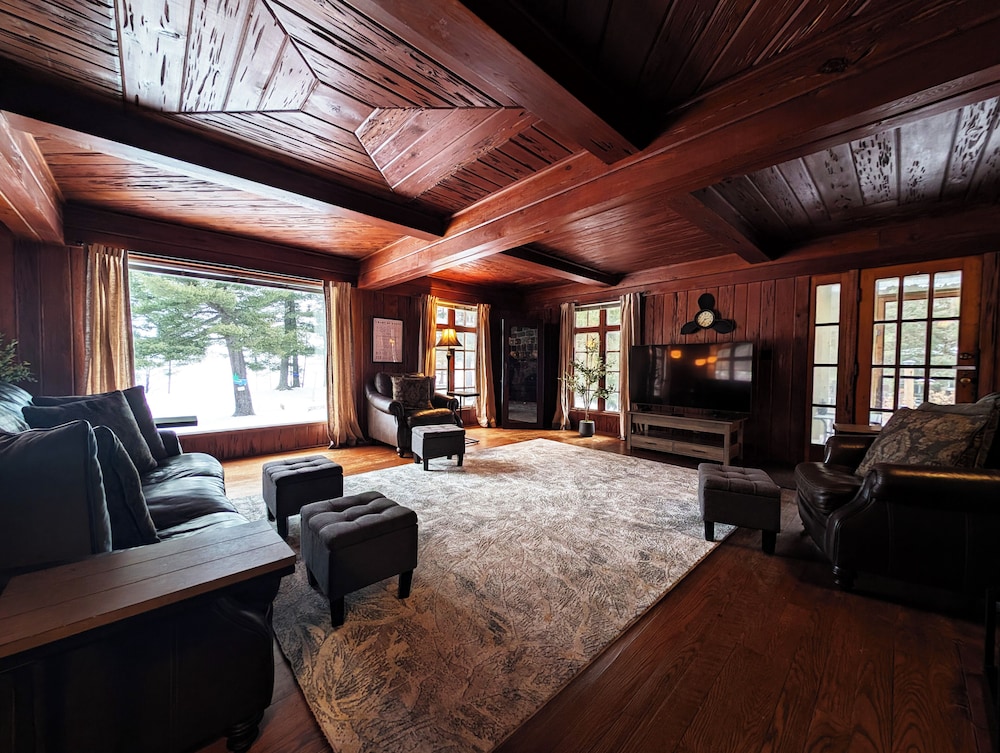 Coadys' Point of View Lake Resort - photo 296