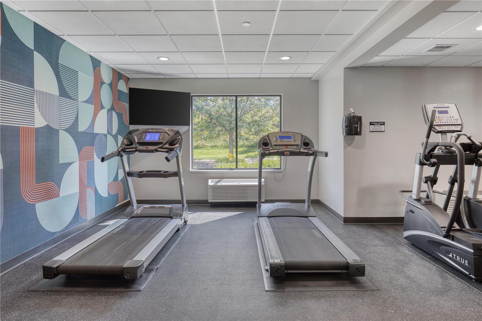 Best Western Byron Center - photo 31