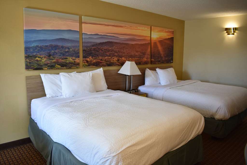 Days Inn by Wyndham Reidsville - photo 21