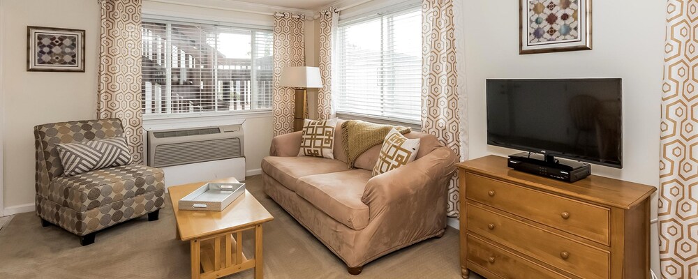 The Inn at Fairfield Beach - photo 23