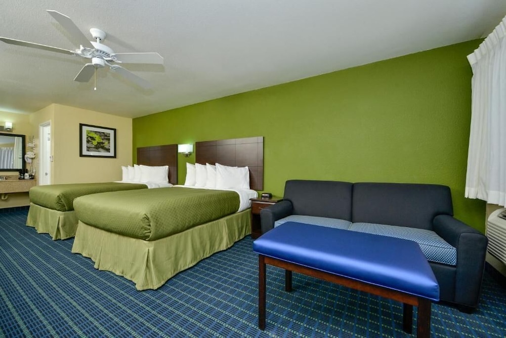 Quality Inn Parker - photo 7