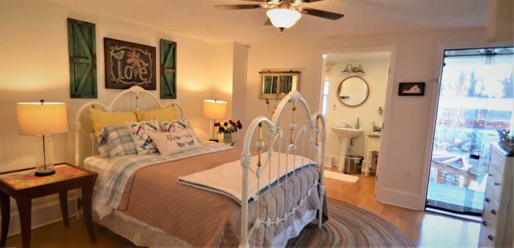 Peabody's Hip Little Stay - photo 12