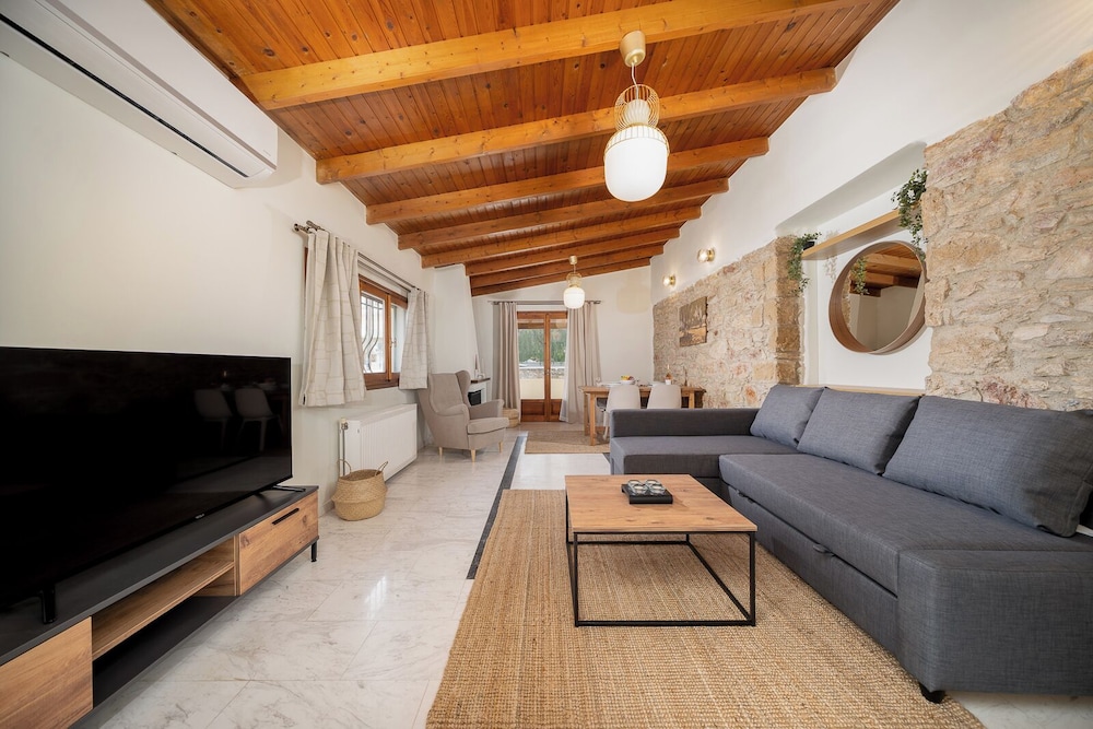 Elida Inn in Markopoulo, Greece