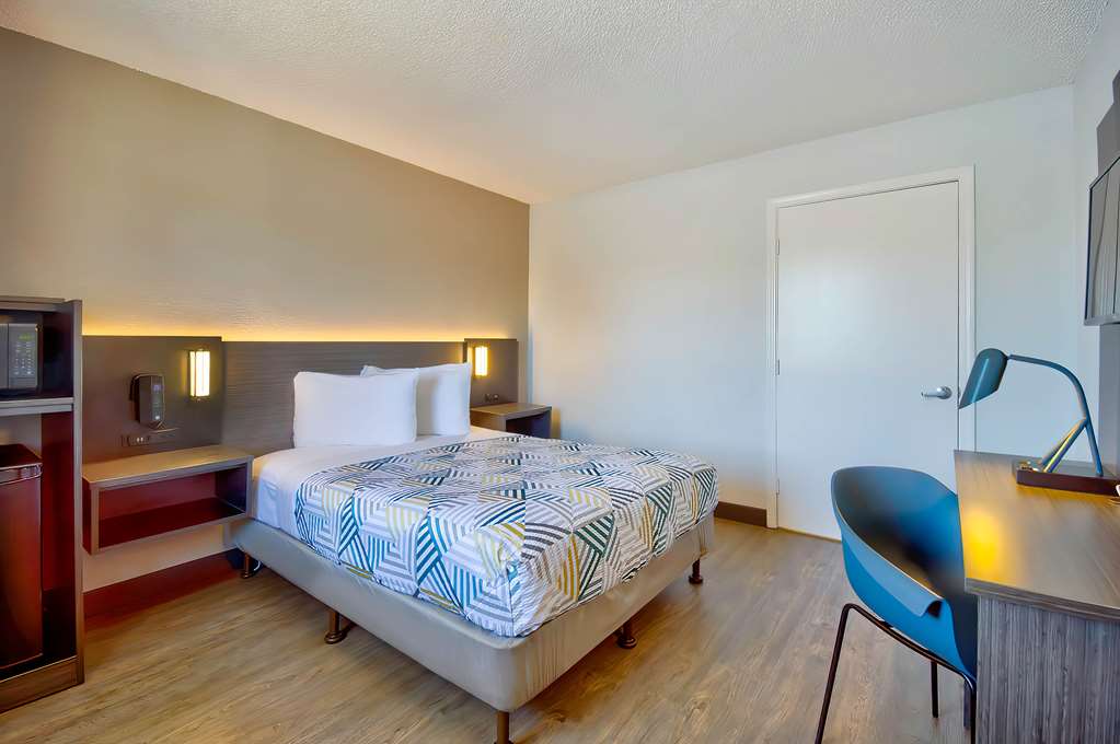 Motel 6 Vallejo CA Six Flags West - photo 17