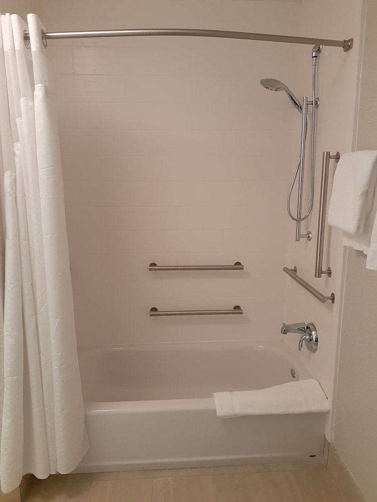 Holiday Inn Express Richburg by IHG - photo 21