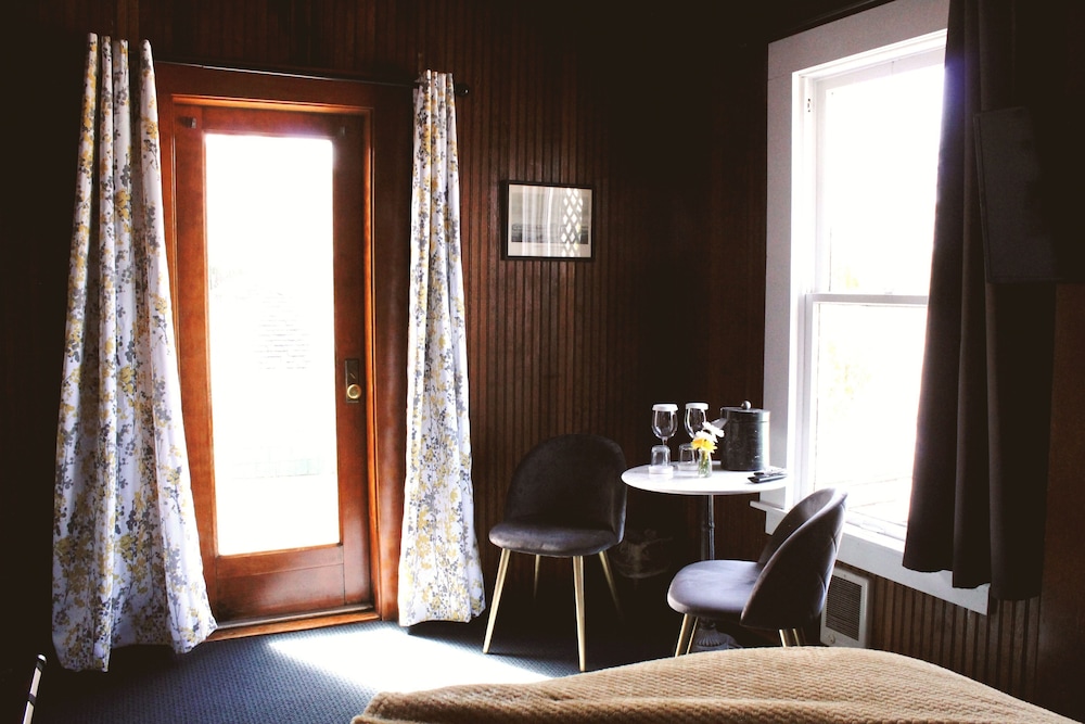 Shelburne Hotel - photo 41