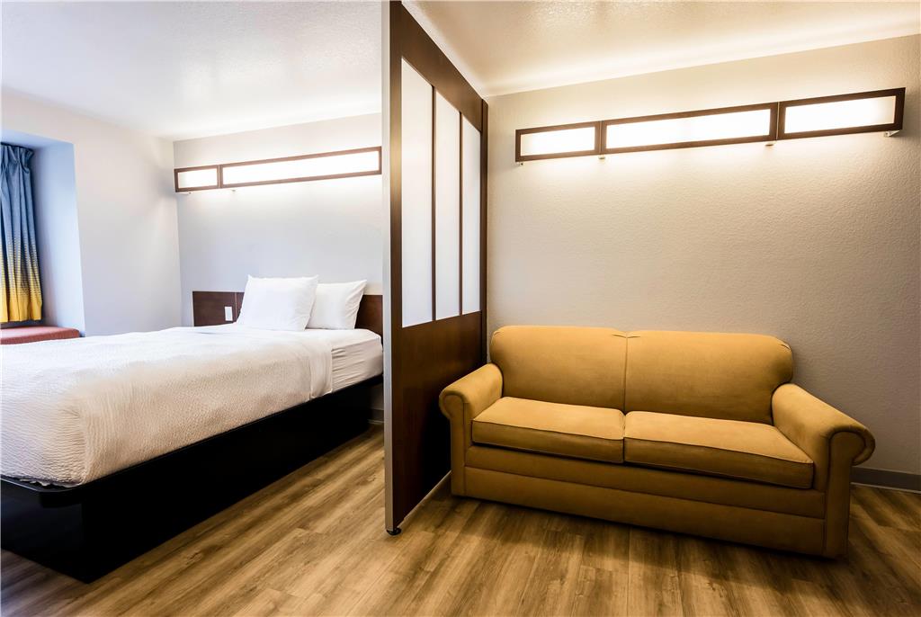 Microtel Inn & Suites by Wyndham Cheyenne - photo 33
