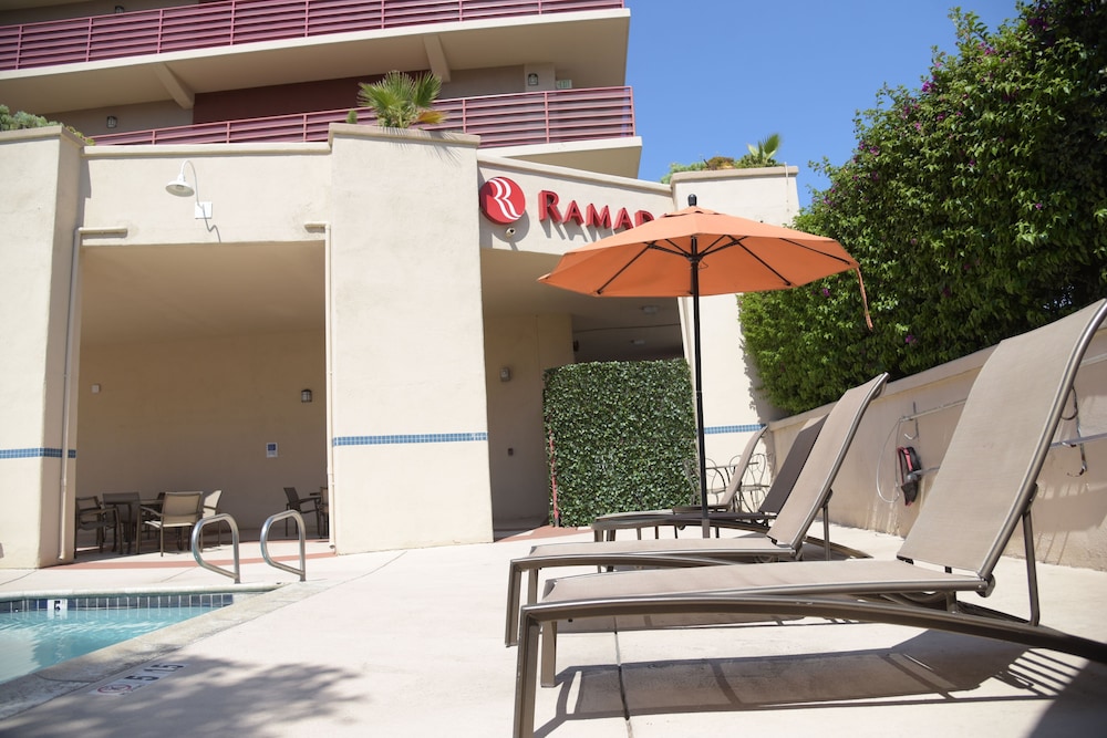 Ramada by Wyndham San Diego National City - photo 43
