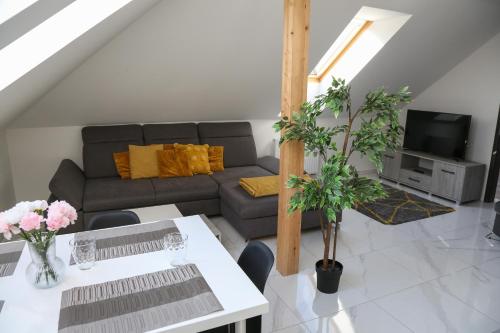 Mizzou Apartman Sárvár — 4-Star Luxury Hotel in Sarvar, Hungary