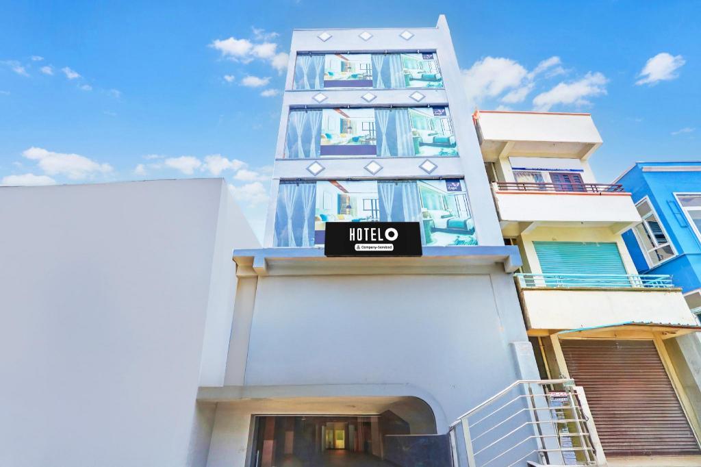 Super Townhouse RCC Majestic 397 LB Nagar — 4-Star Luxury Hotel in Hyderabad, India