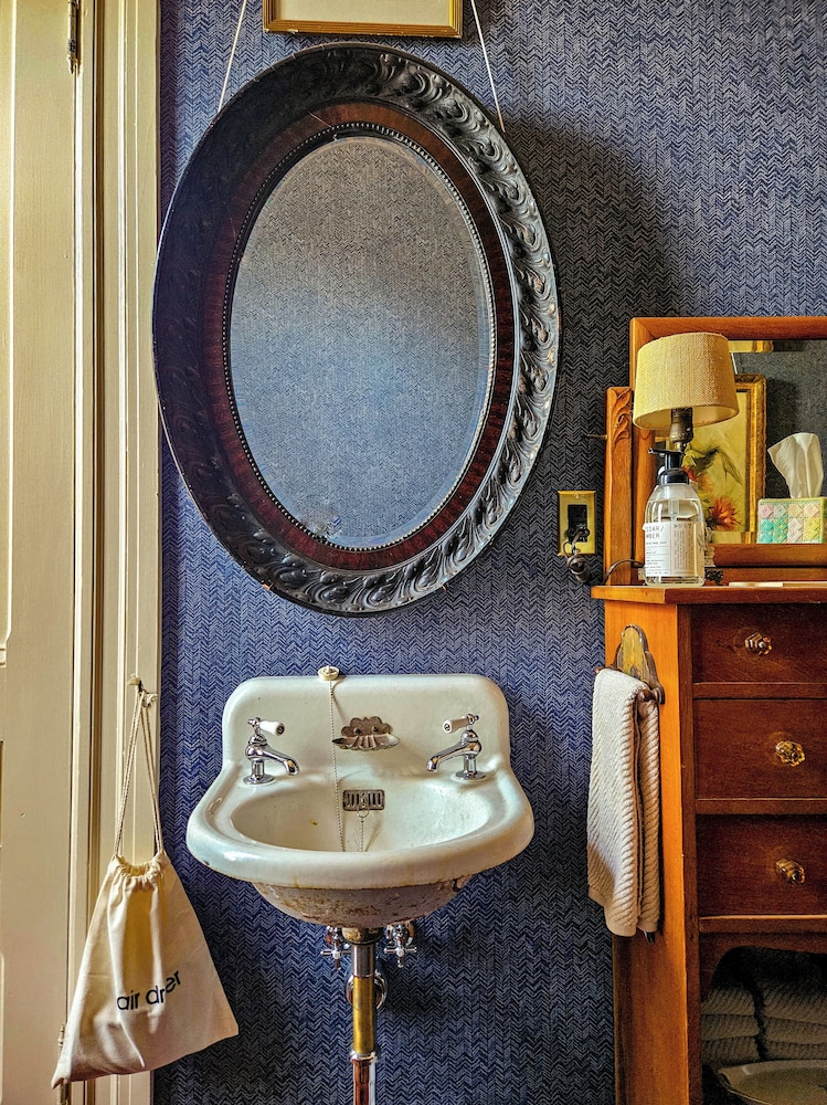 The JD Hyde Historic Inn - photo 62
