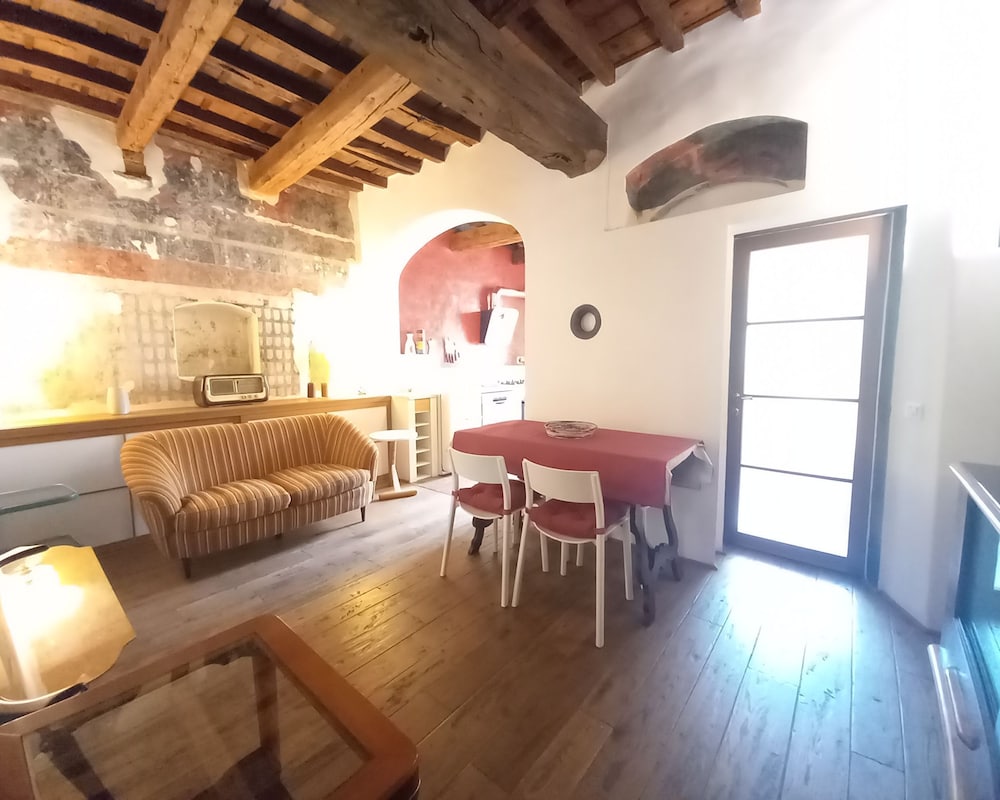 Pepi 64 — 4-Star Luxury Hotel in Florence, Italy