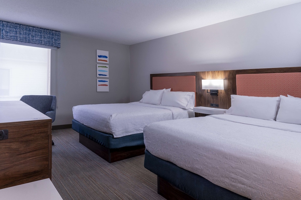 Hampton Inn & Suites St. Louis Chesterfield - photo 22