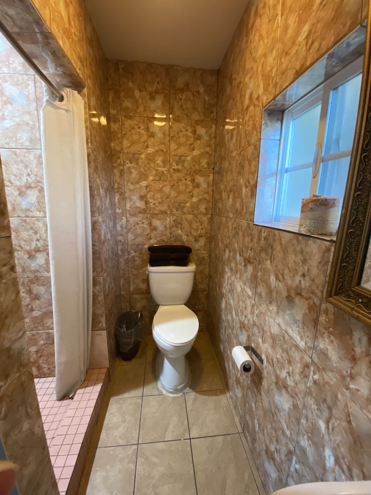 Sands Inn - photo 11