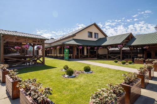 Praktik Hotel & Restaurant in Berehove, Ukraine